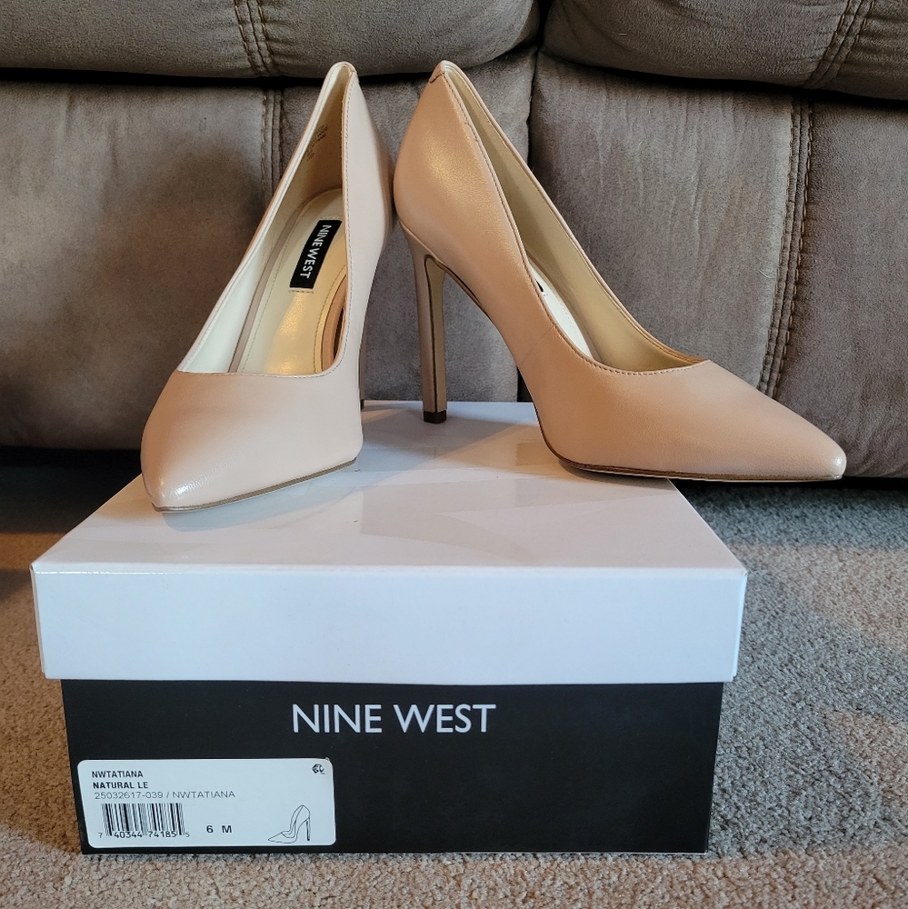 Nine West Tatiana pumps, size 6